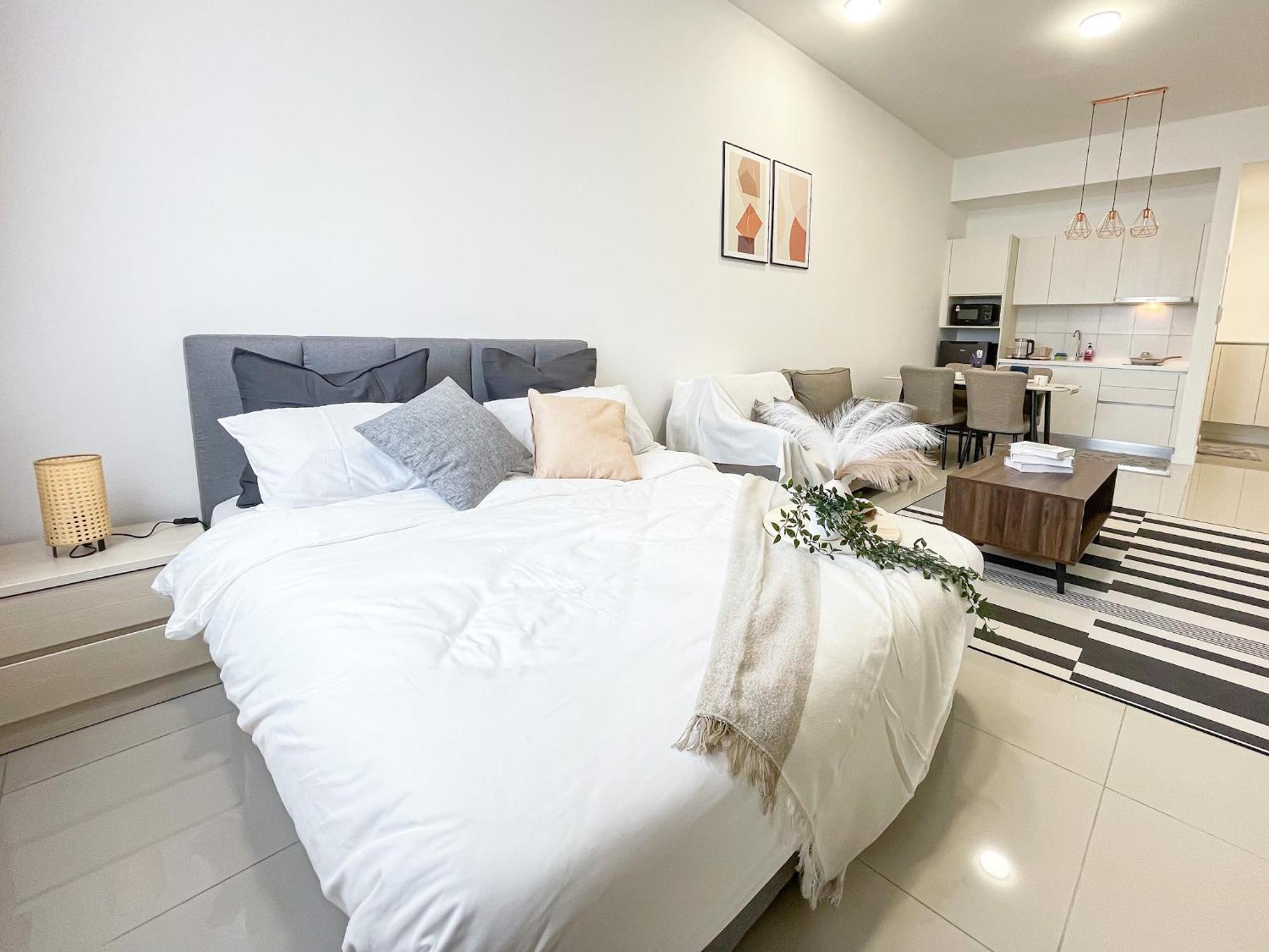 Chambers Apartment
